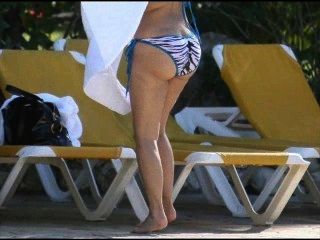 Kim kardashian gran culo redondo culo bikini sexy bendover
