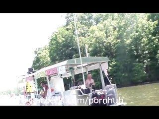 Vídeo casero de la vida real del lago de la ensenada del partido del ozarks missouri