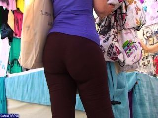 Español hot milf pawg booty en medias de gluteus divinus